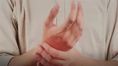 اختناق العصب الأوسط باليد.. الأسباب والأعراض وطرق العلاج!