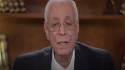 علامَ يشير حرقان باطن القدم؟.. حسام موافي يكشف