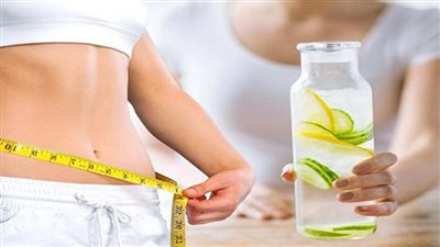 مشروب عشبي يمسح الكرش بالكامل الأطباء في ذهول من النتيجة!