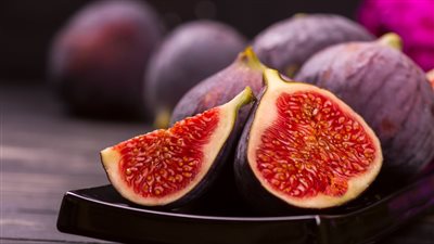 وصفة طبيعية 100 تمنع الحساسية والإمساك وتهدئ الأعصاب وتنشط الدماغ وتقوي المناعة مكونة من التين اللوز وبذور اليقطين!