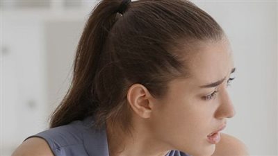 ما هي أعراض نقص فيتامين د عند النساء؟ علامات صامتة قد تظهر على جسدك دون أن تنتبهي لها ! 